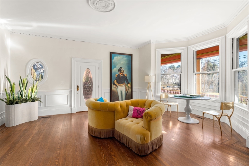 929 Beacon Street Newton, MA 02459 - Photo 3 of 31