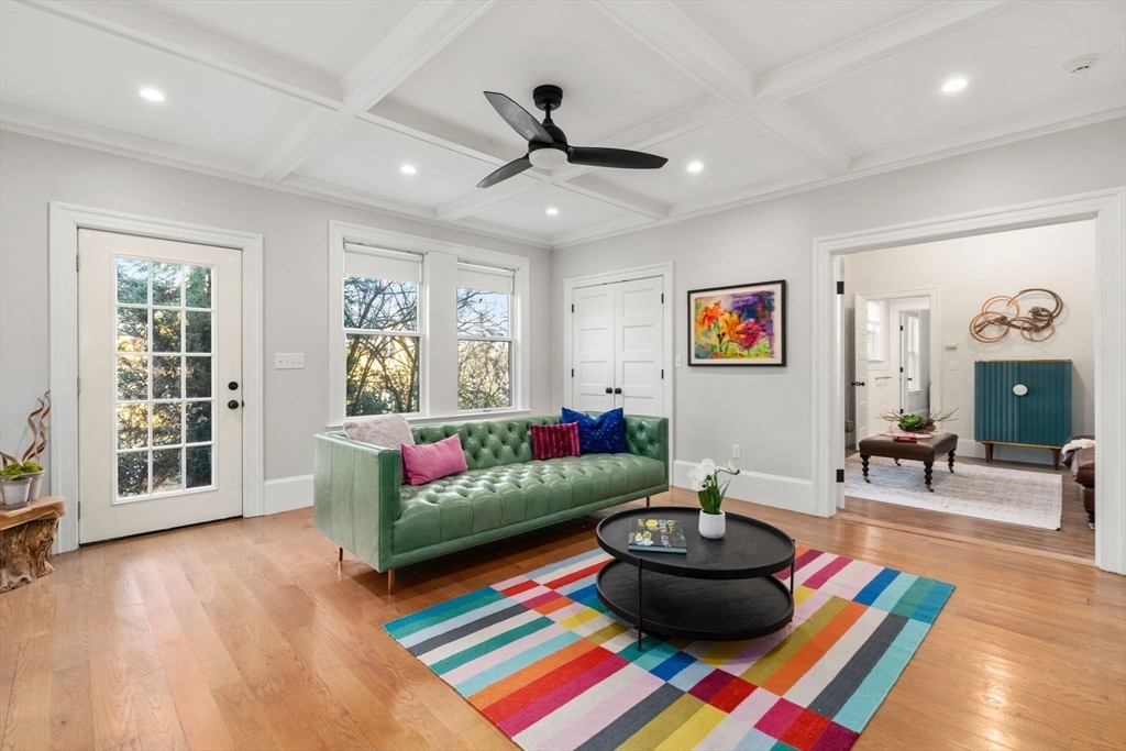 929 Beacon Street Newton, MA 02459 - Photo 9 of 31