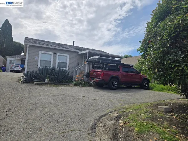 $799,950 | 21003 Foothill Boulevard, Hayward, CA 94541