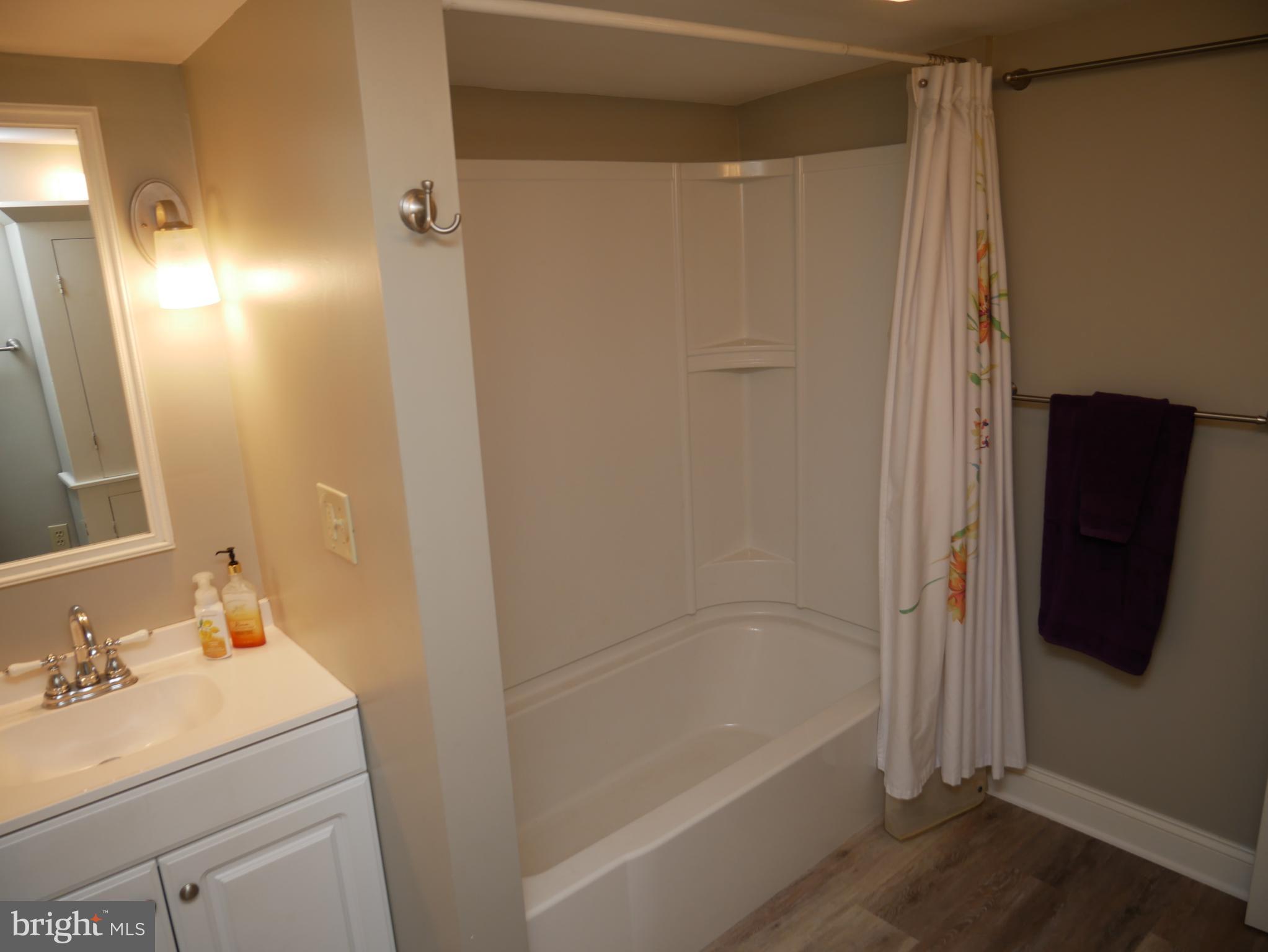981 Hoffer Road Annville, PA 17003 - Photo 26 of 36 Main Bath