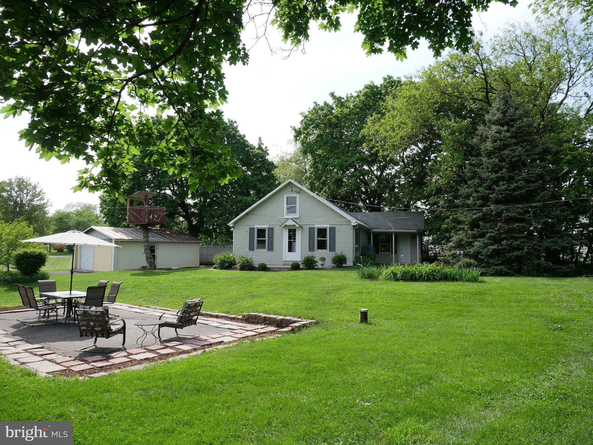 981 Hoffer Road Annville, PA 17003 - Photo 6 of 36 Large Yard