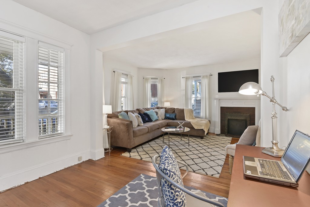 10 Egerton Road, Unit 10 Arlington, MA 02474 - Photo 2 of 12 Gallery Image 2