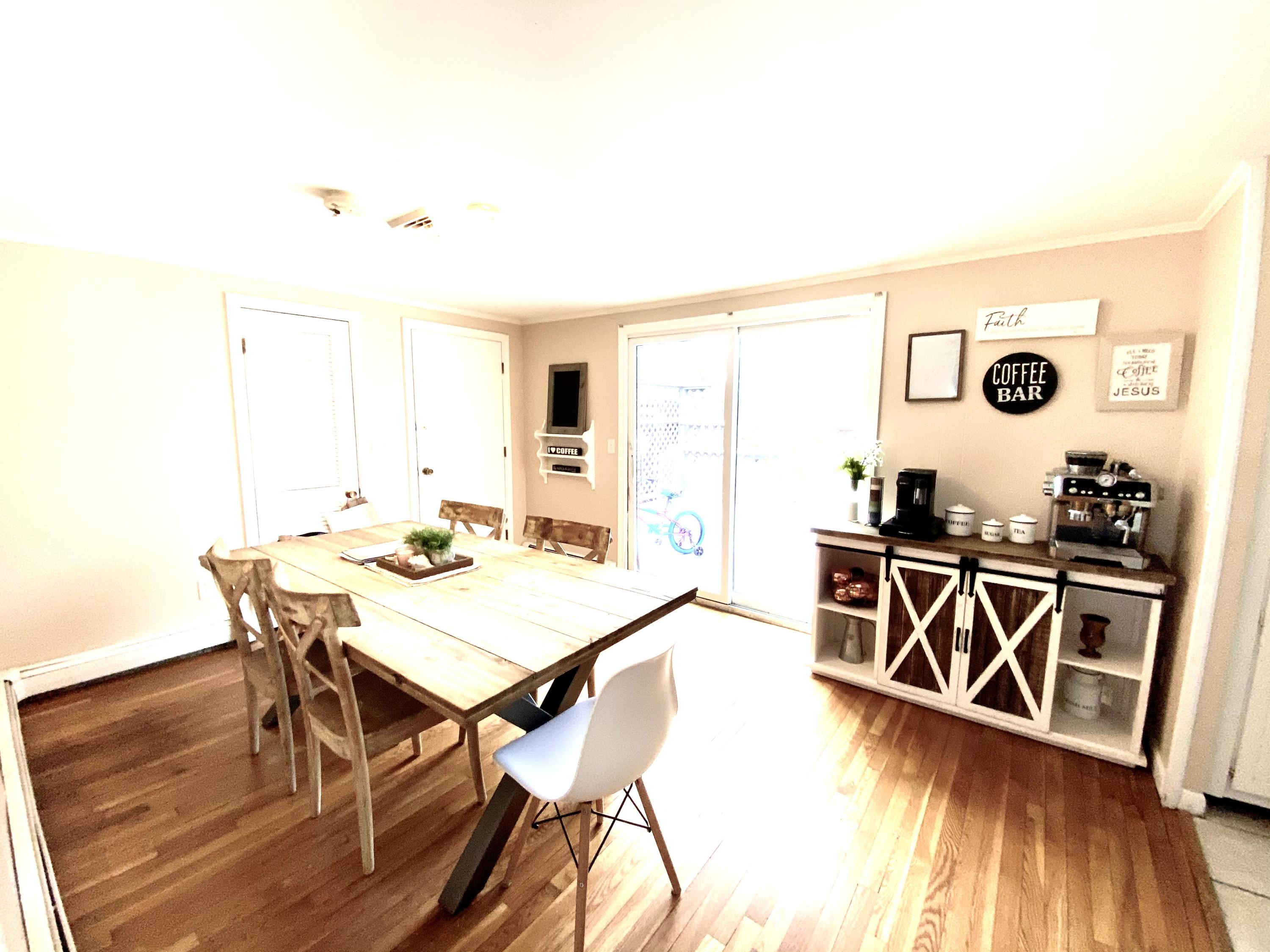 7AD75B55-CF32-4AA2-A122-62DE9DDDB4A5