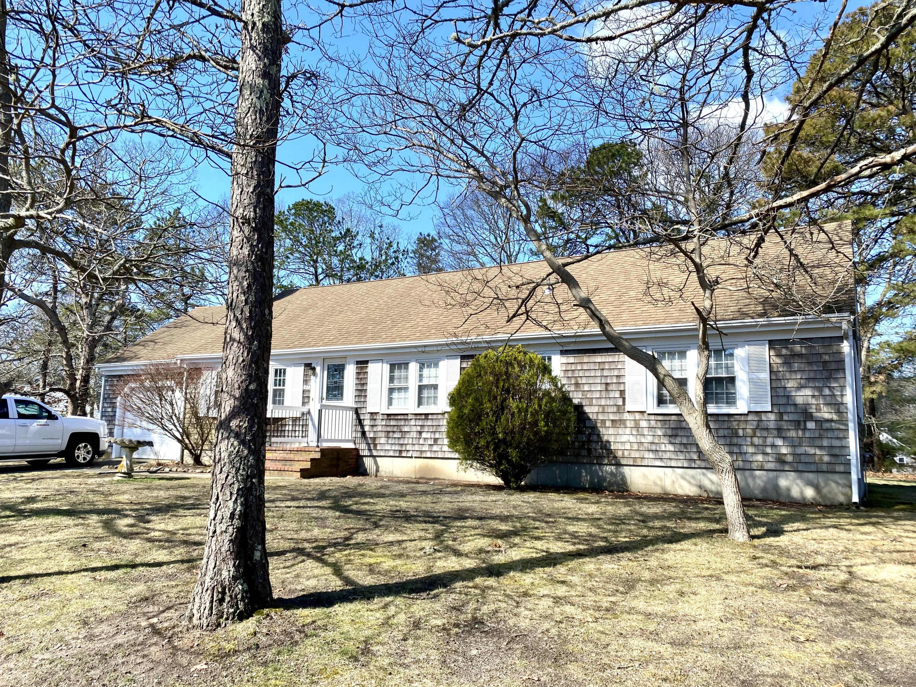 47 Old Strawberry Hill Road Hyannis, MA 02601 - Photo 8 of 28 IMG_0700