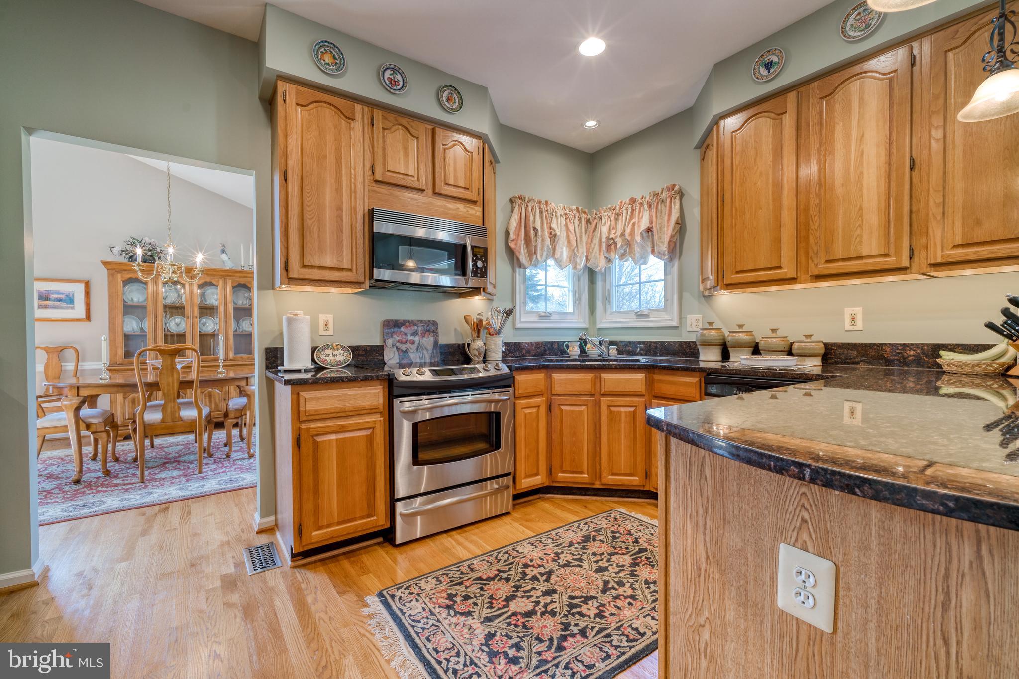 5212 Rising Sun Lane Ellicott City, MD 21043 - Photo 10 of 32