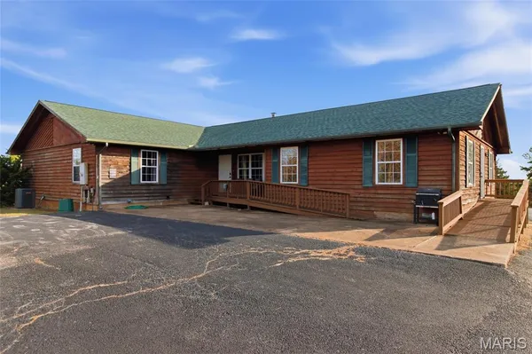 $750,000 | 2031 Carter State Highway, Van Buren, MO 63965