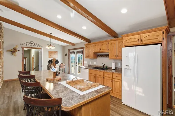 $750,000 | 2031 Carter State Highway, Van Buren, MO 63965