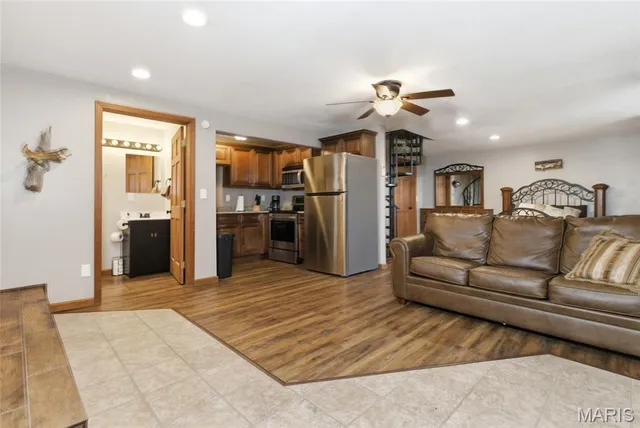 $795,000 | 2031 Carter State Highway, Van Buren, MO 63965