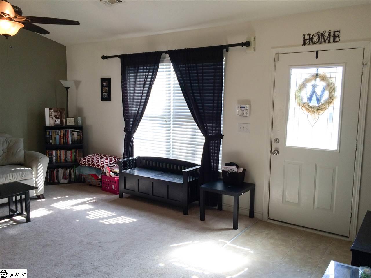 16 Anchor Road Greenville, SC 29617 - Photo 4 of 24 Gallery Image 4