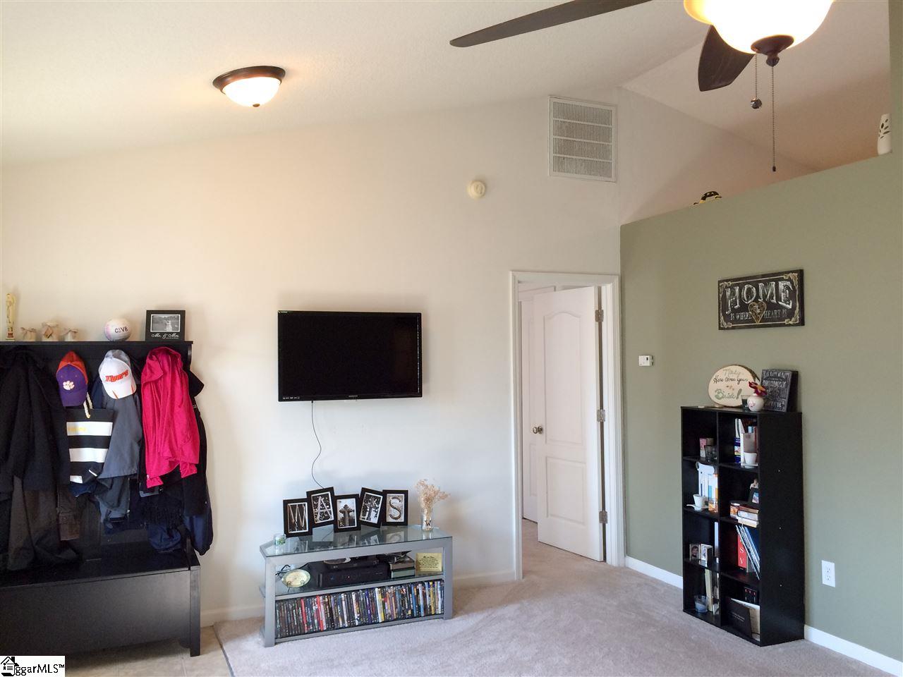 16 Anchor Road Greenville, SC 29617 - Photo 5 of 24 Gallery Image 5