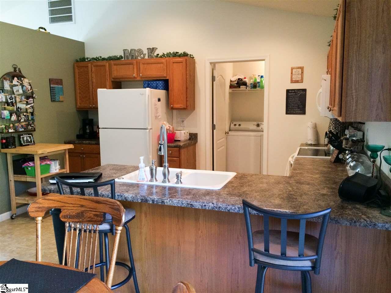 16 Anchor Road Greenville, SC 29617 - Photo 7 of 24 Gallery Image 7