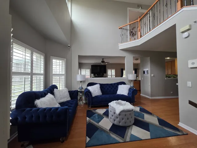 $290,000 | 1808 Candlelight Circle, Montgomery, IL 60538