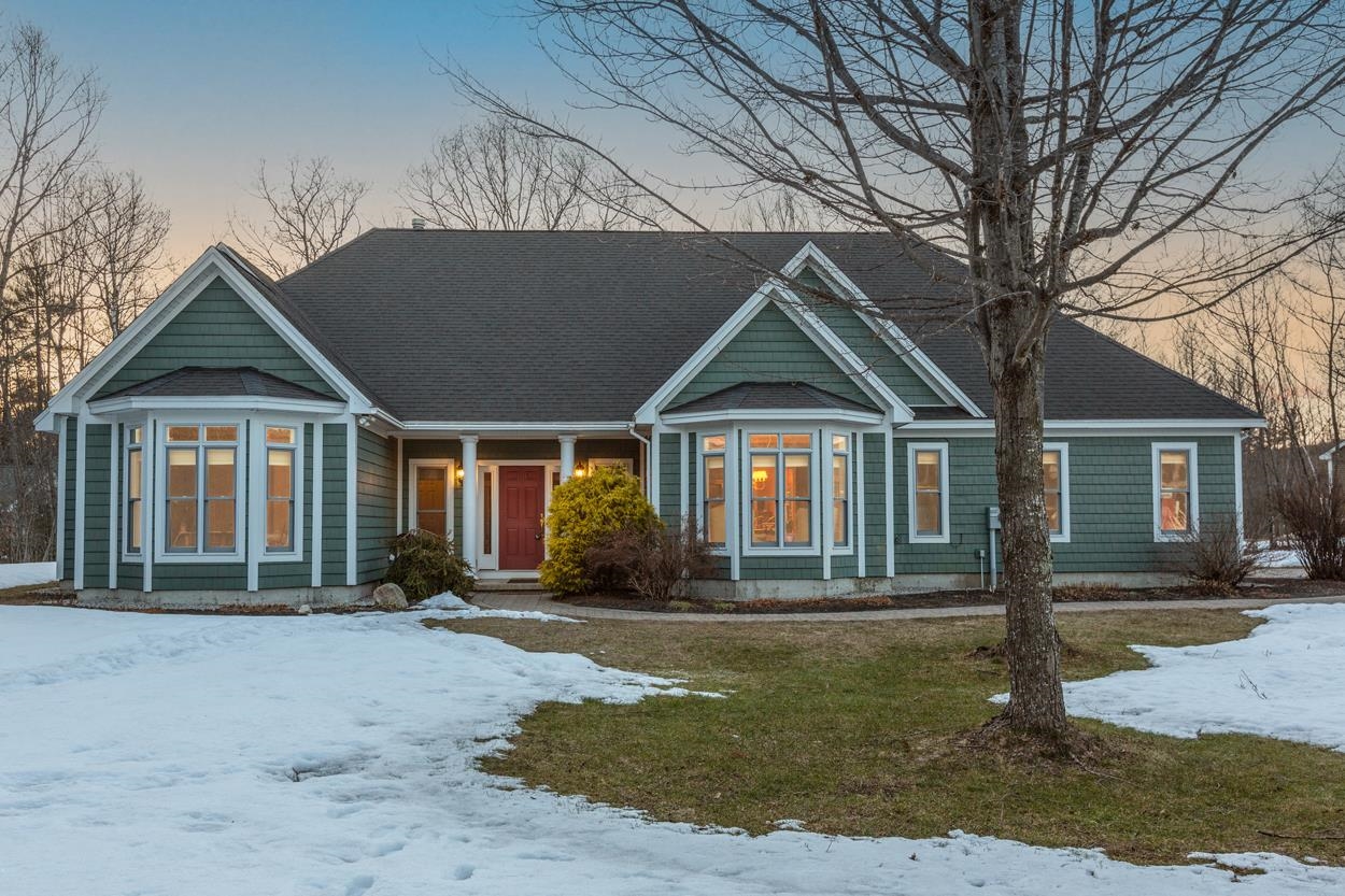 114 Swift Valley Road Conway, NH 03818 - Photo 1 of 40