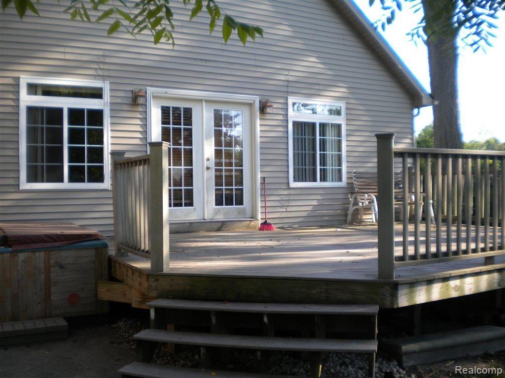 37266 Van Born Road Wayne, MI 48184 - Photo 2 of 11 DSCN1770.JPG