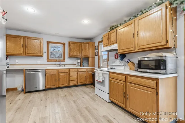 $230,000 | 1657 Jordan Lake Avenue, Lake Odessa, MI 48849