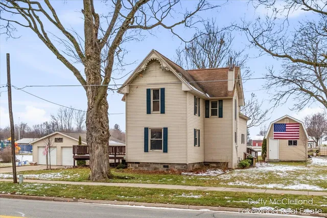 $230,000 | 1657 Jordan Lake Avenue, Lake Odessa, MI 48849