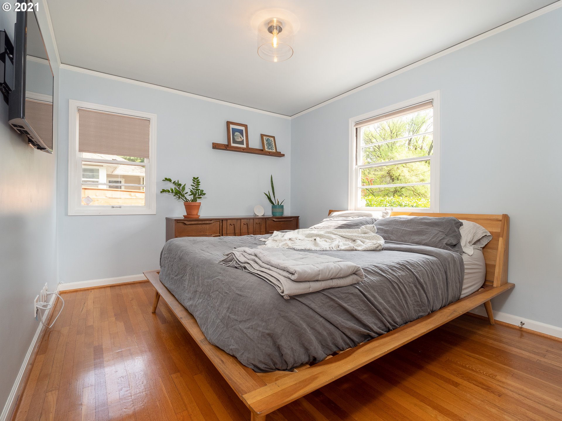 3076 Southwest Flower Terrace Portland, OR 97239 - Photo 16 of 32 Gallery Image 16