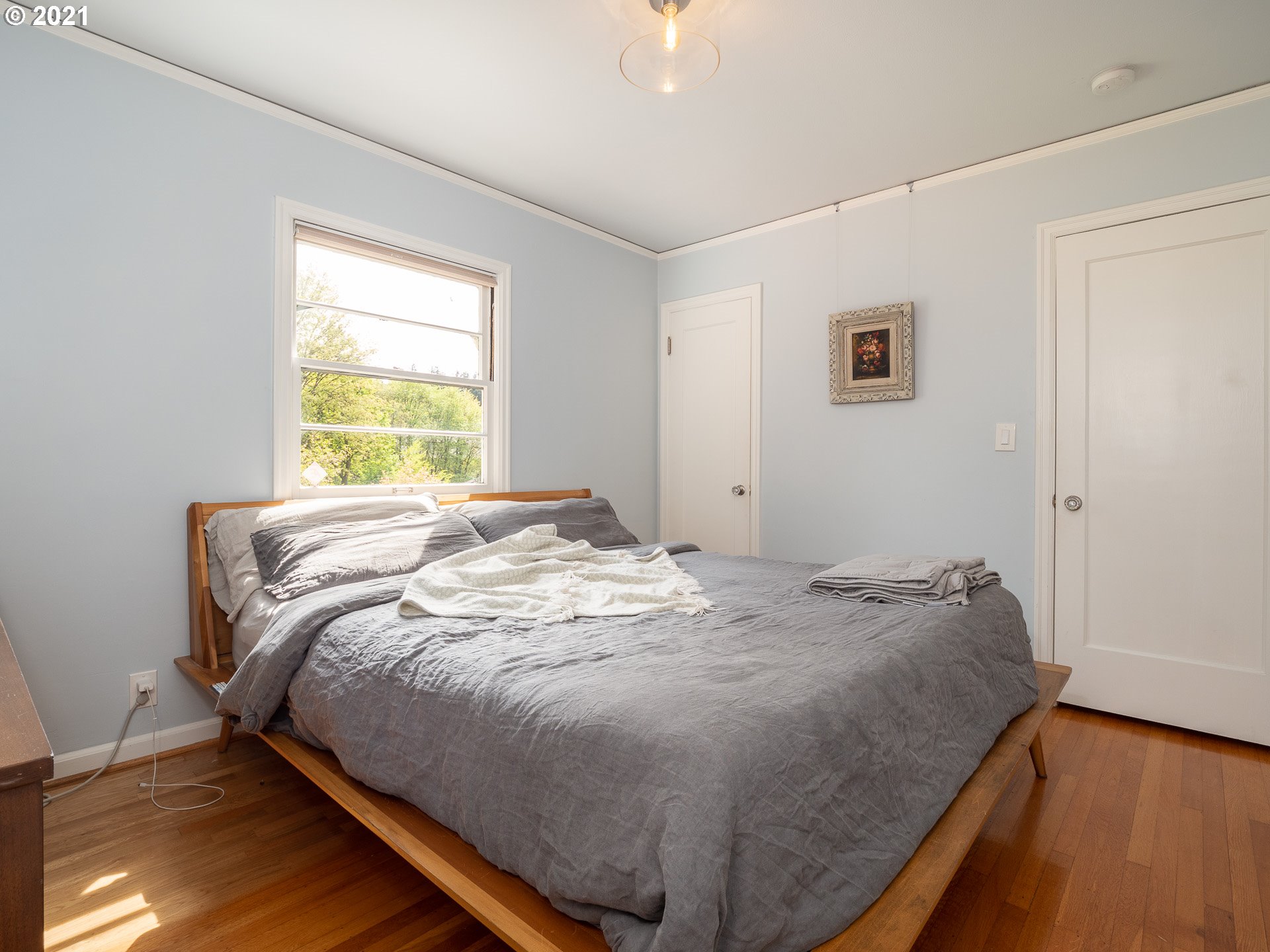 3076 Southwest Flower Terrace Portland, OR 97239 - Photo 17 of 32 Gallery Image 17