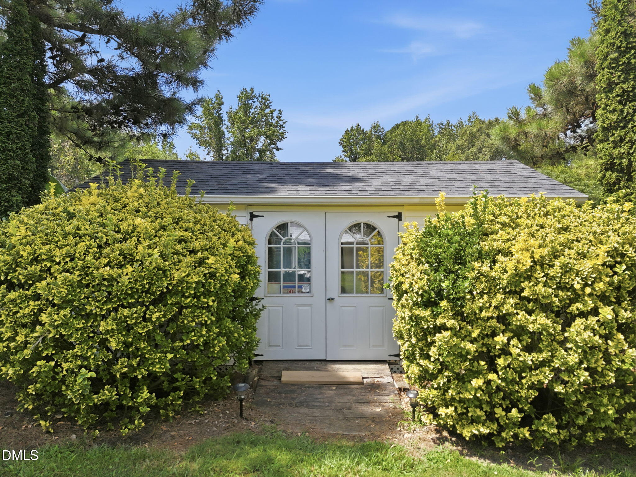1290 Spring Valley Road Henderson, NC 27537 - Photo 45 of 71 Garden/storage shed