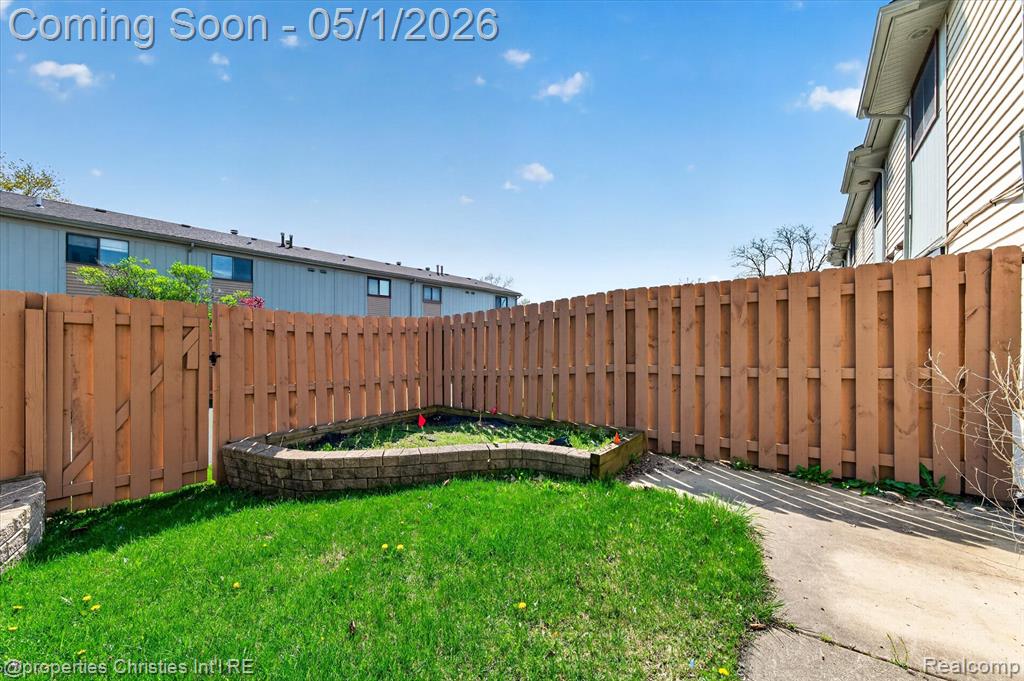 2513 Samoset Road Royal Oak, MI 48073 - Photo 36 of 40