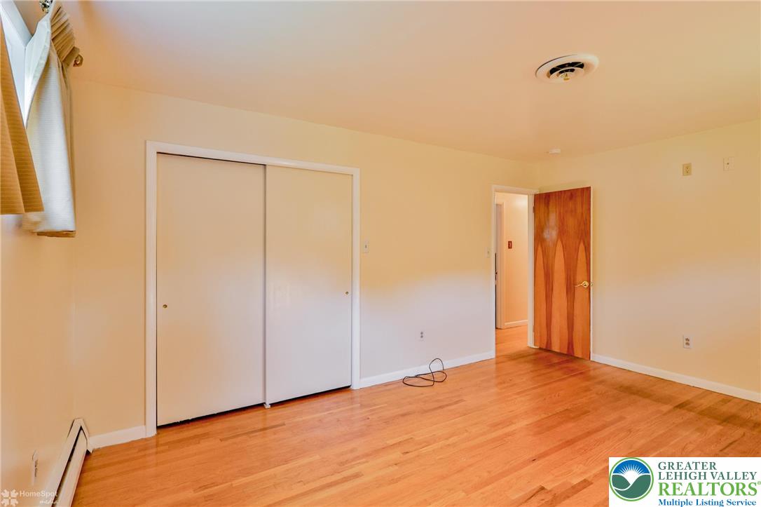 1275 Stonewood Drive Bethlehem, PA 18017 - Photo 11 of 30