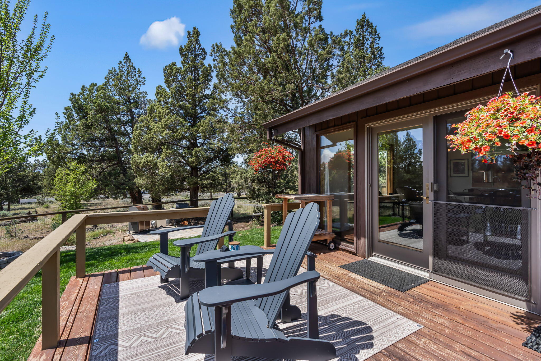 64620 McGrath Road Bend, OR 97701 - Photo 22 of 28 a view of a chairs and table in the balcony