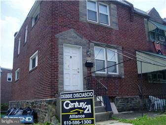 314 Golf Road Darby, PA 19023 - Photo 2 of 2