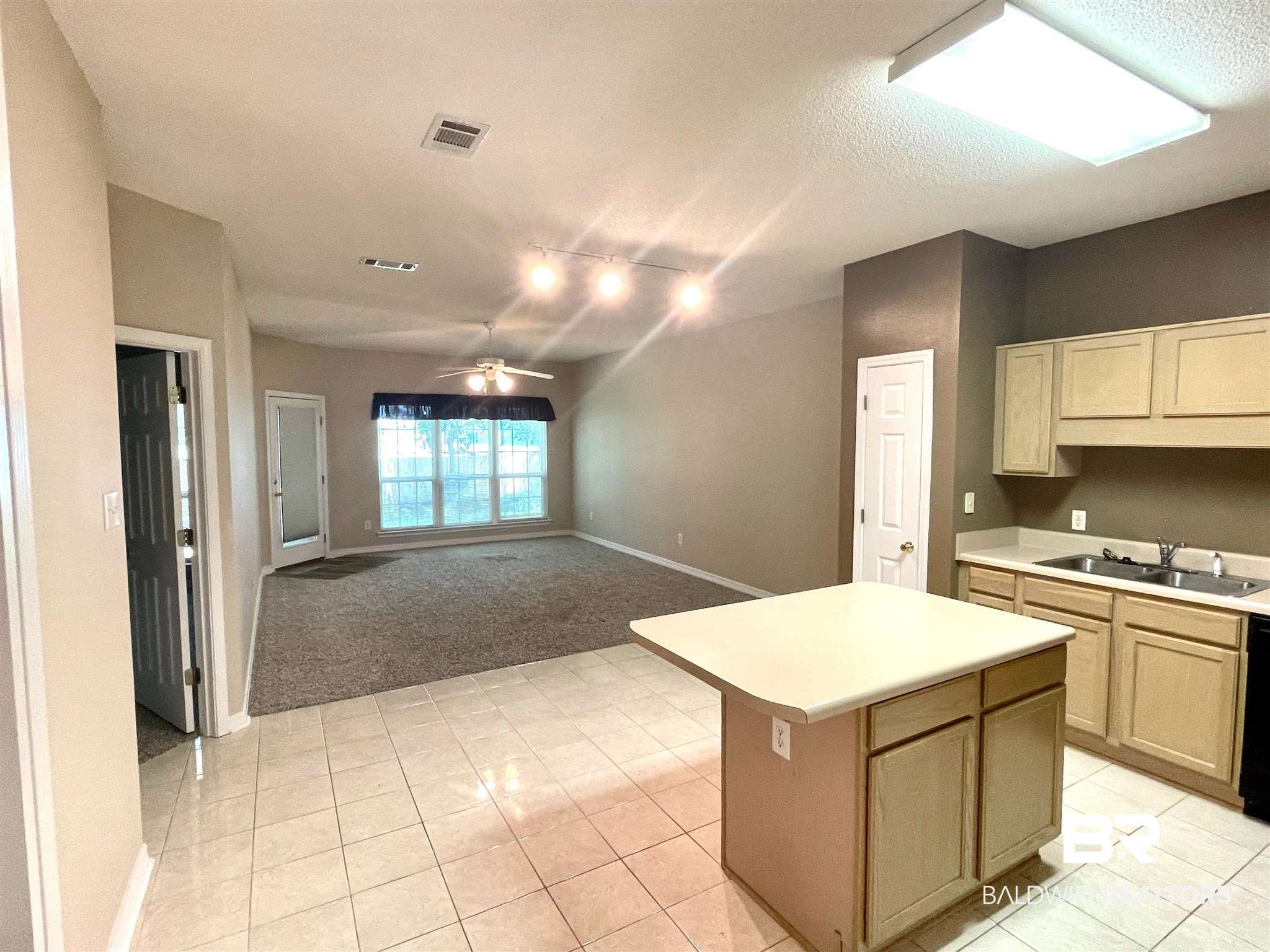 2651 South Juniper Street, Unit 104 Foley, AL 36535 - Photo 3 of 17