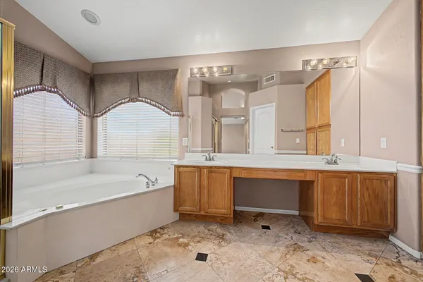 $715,000 | 6772 West Sonnet Drive, Glendale, AZ 85308