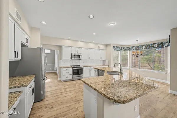 $715,000 | 6772 West Sonnet Drive, Glendale, AZ 85308