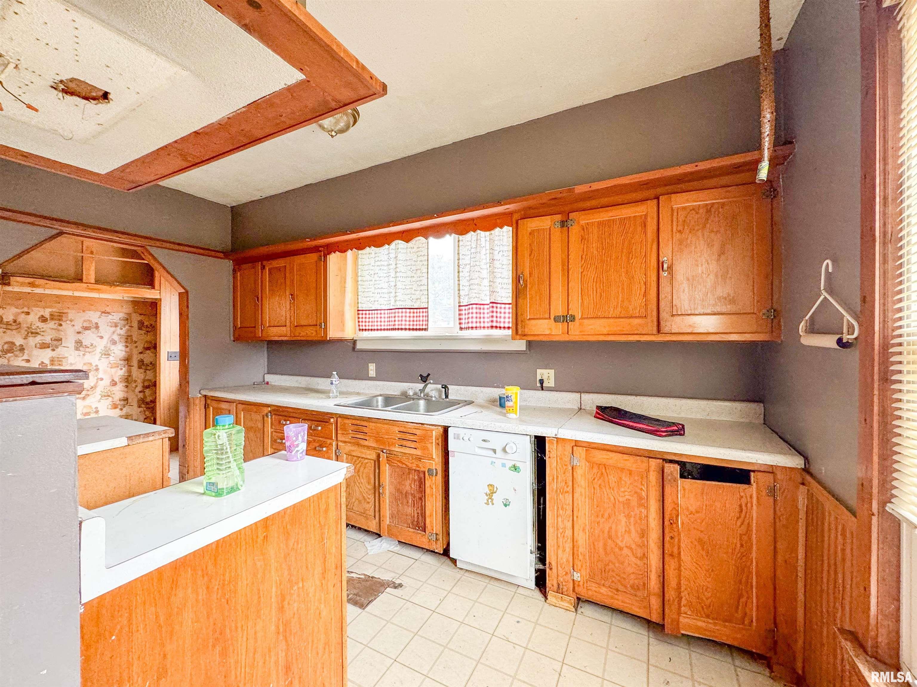 111 South Madison Street Lowpoint, IL 61545 - Photo 7 of 25 Gallery Image 7
