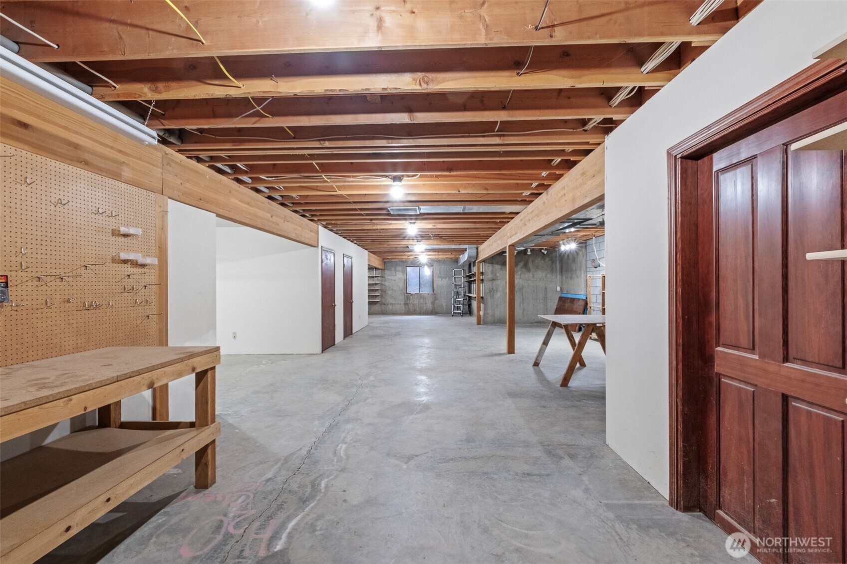 810 D Street Southwest Ephrata, WA 98823 - Photo 39 of 40 a view of gallery with wooden floor