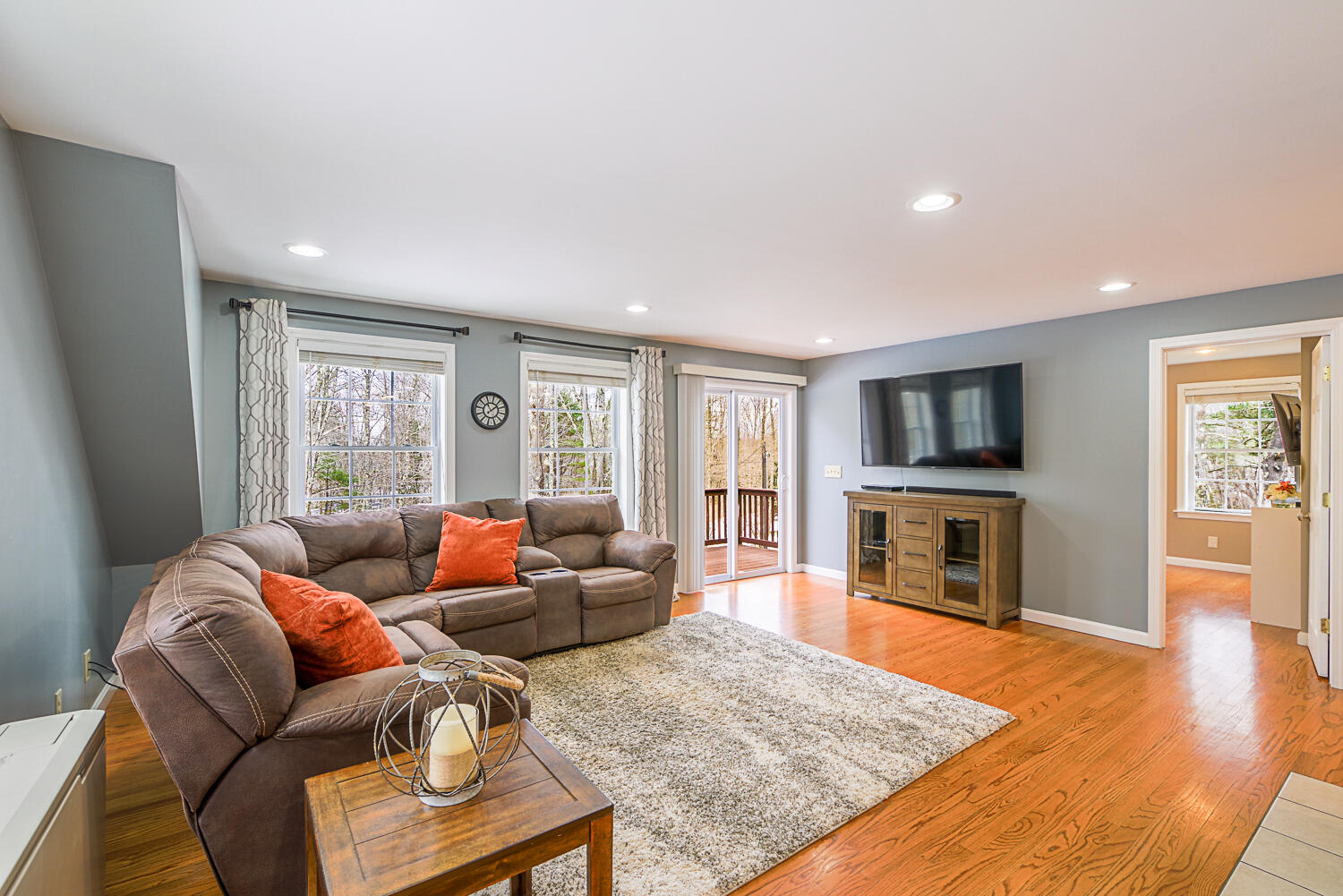185 Jackson Road Waldoboro, ME 04572 - Photo 4 of 37 185 Jackson Rd Waldoboro 15-(ZF-5570-464