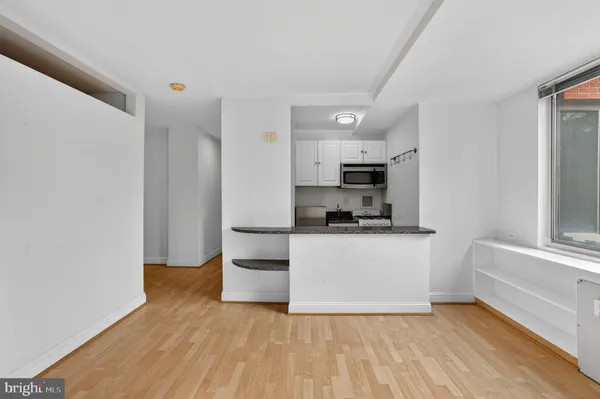 $162,999 | 1111 Arlington Boulevard, Unit 213, Arlington, VA 22209