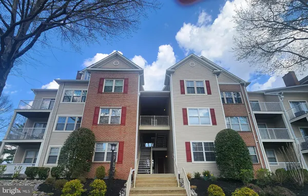 $1,900 | 6832 I Hayley Ridge Way, Unit I, Baltimore, MD 21209