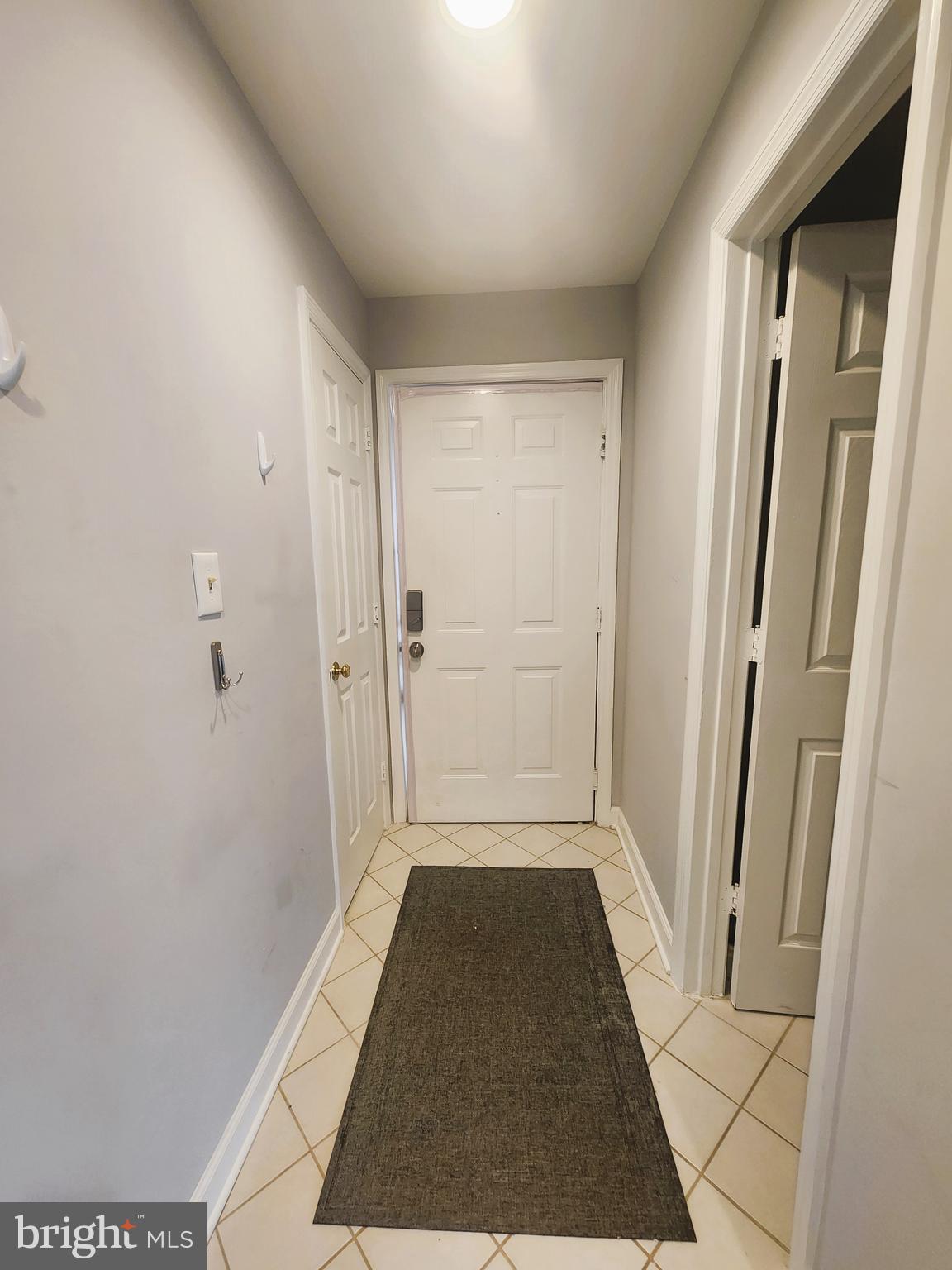 6832 I Hayley Ridge Way, Unit I Baltimore, MD 21209 - Photo 2 of 20