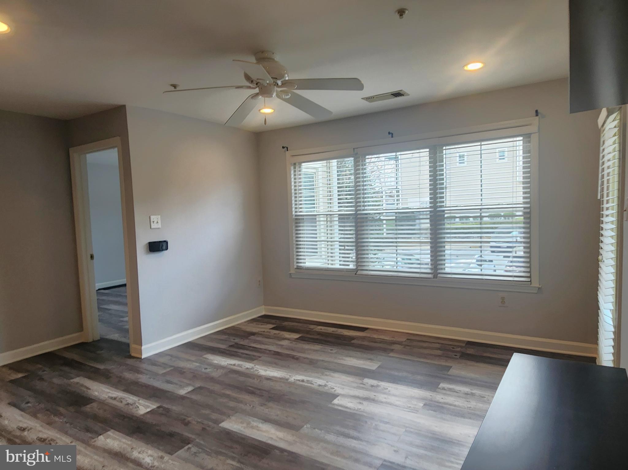 6832 I Hayley Ridge Way, Unit I Baltimore, MD 21209 - Photo 5 of 20