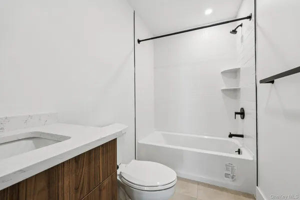 $4,900 | 325 Manville Road, Unit 103, Pleasantville, NY 10570