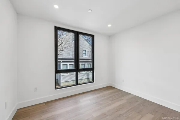 $4,900 | 325 Manville Road, Unit 103, Pleasantville, NY 10570