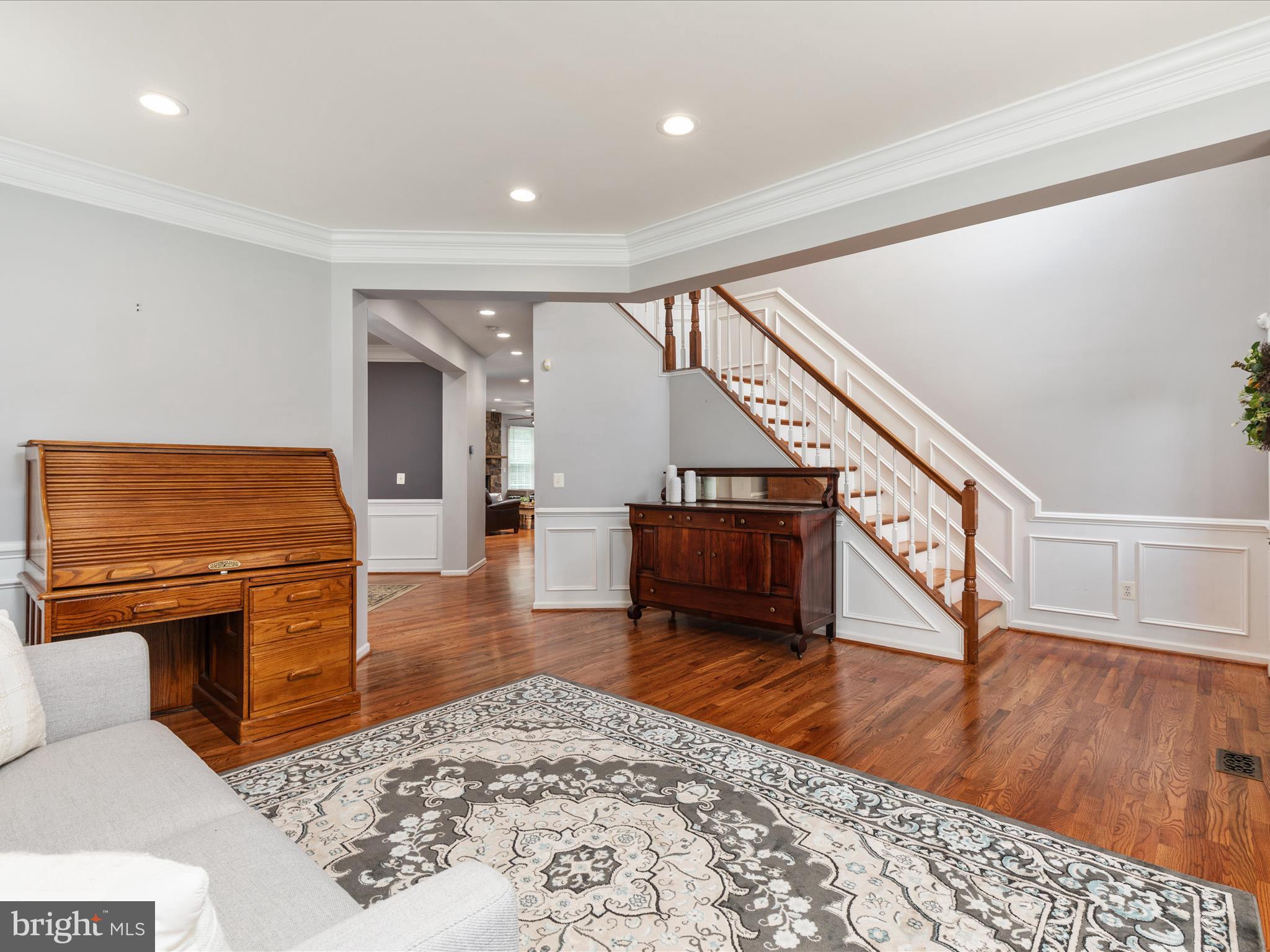 5883 Tulloch Spring Court Haymarket, VA 20169 - Photo 5 of 63