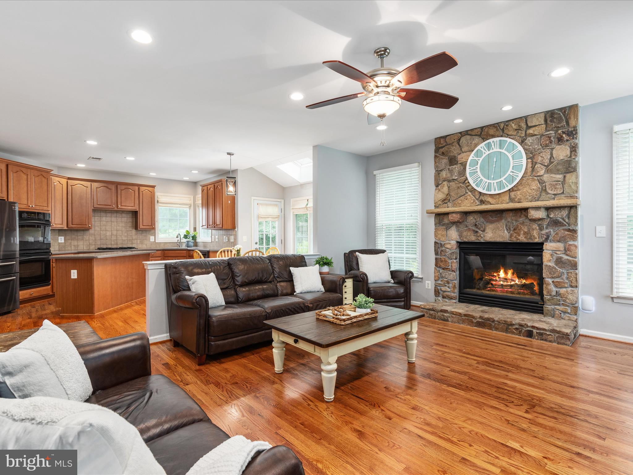 5883 Tulloch Spring Court Haymarket, VA 20169 - Photo 10 of 63