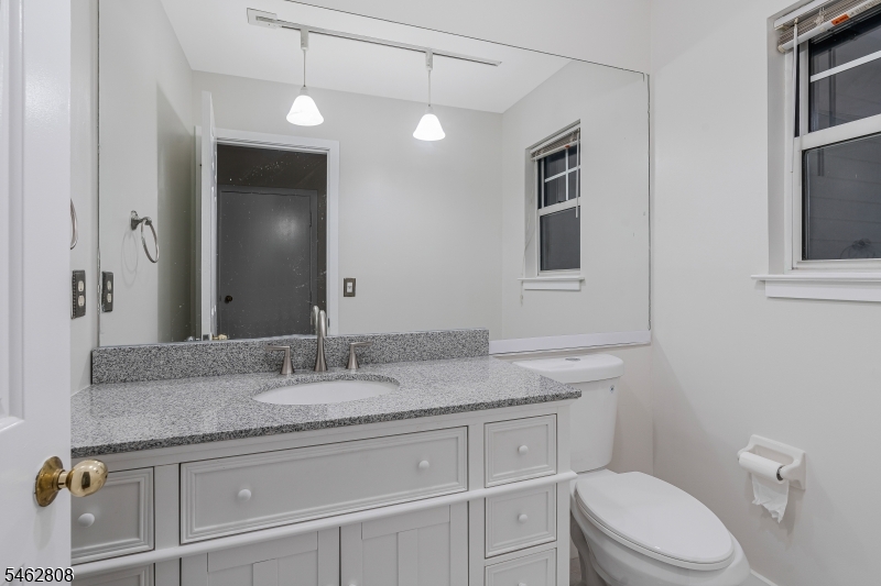 293 Greenfield Road Bridgewater, NJ 08807 - Photo 17 of 36 Gallery Image 17
