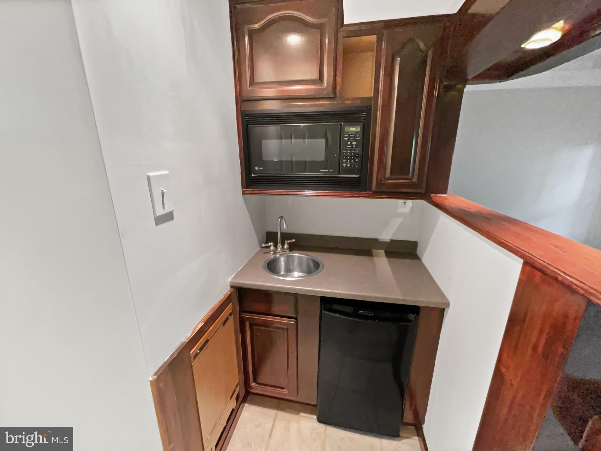 46891 Rabbitrun Terrace Sterling, VA 20164 - Photo 32 of 64