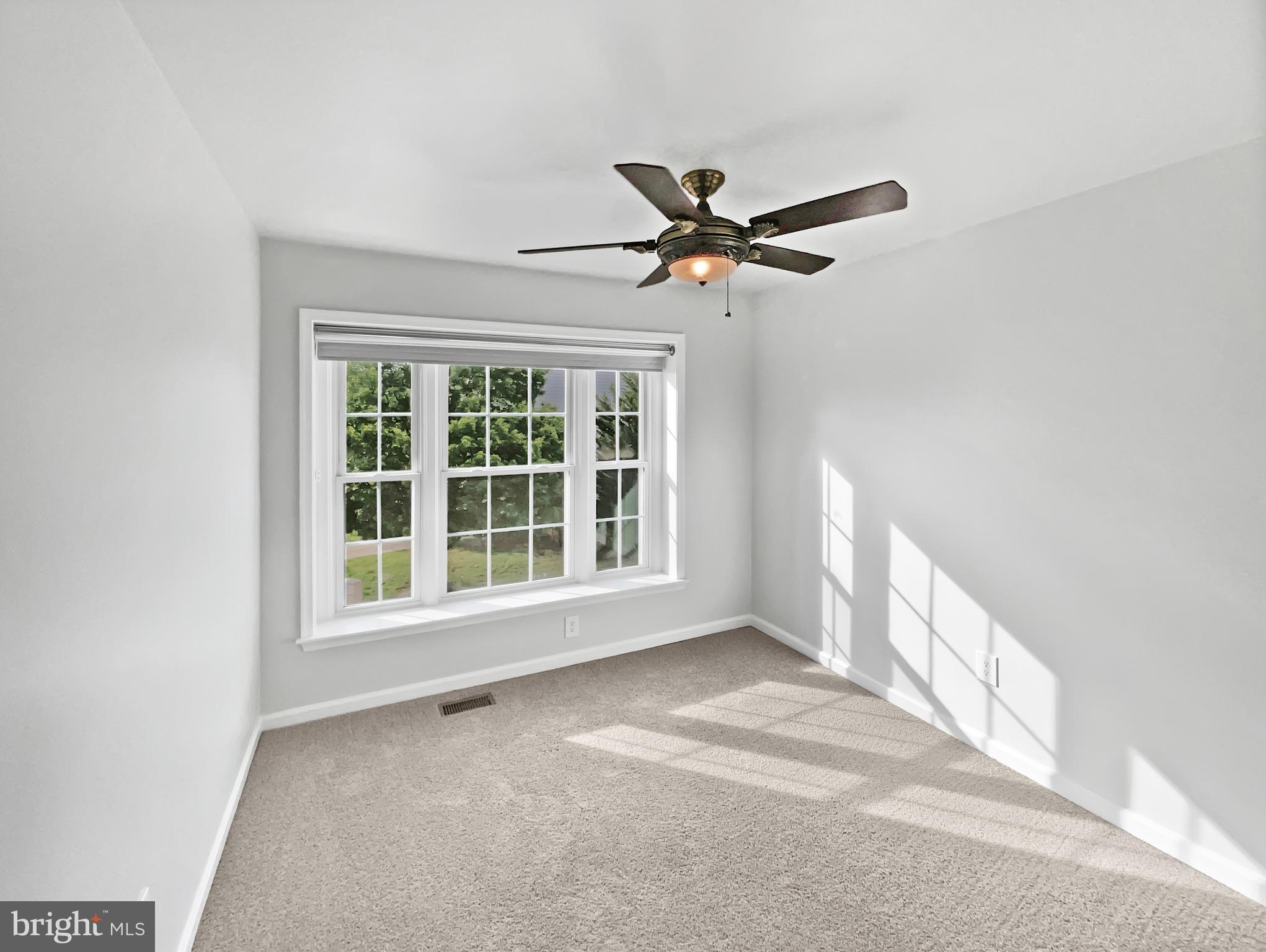 46891 Rabbitrun Terrace Sterling, VA 20164 - Photo 5 of 64