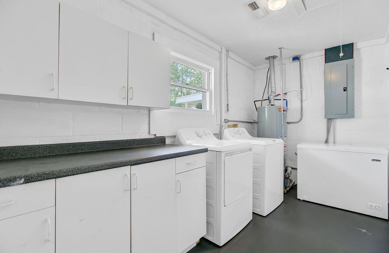 238 Howle Avenue Charleston, SC 29412 - Photo 29 of 38 Laundry