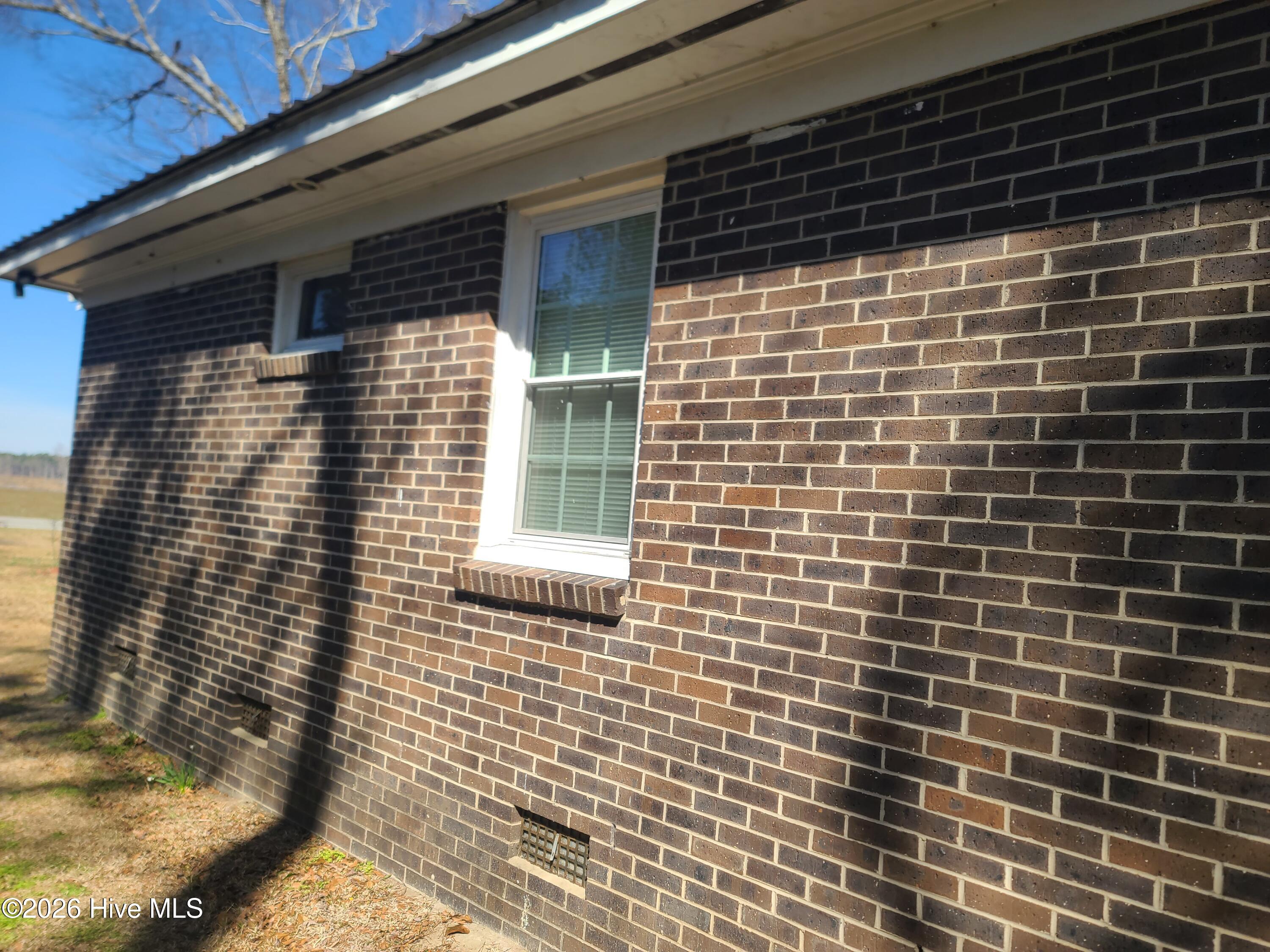 3427 Peanut Plant Road Elizabethtown, NC 28337 - Photo 2 of 11 20260224_104854