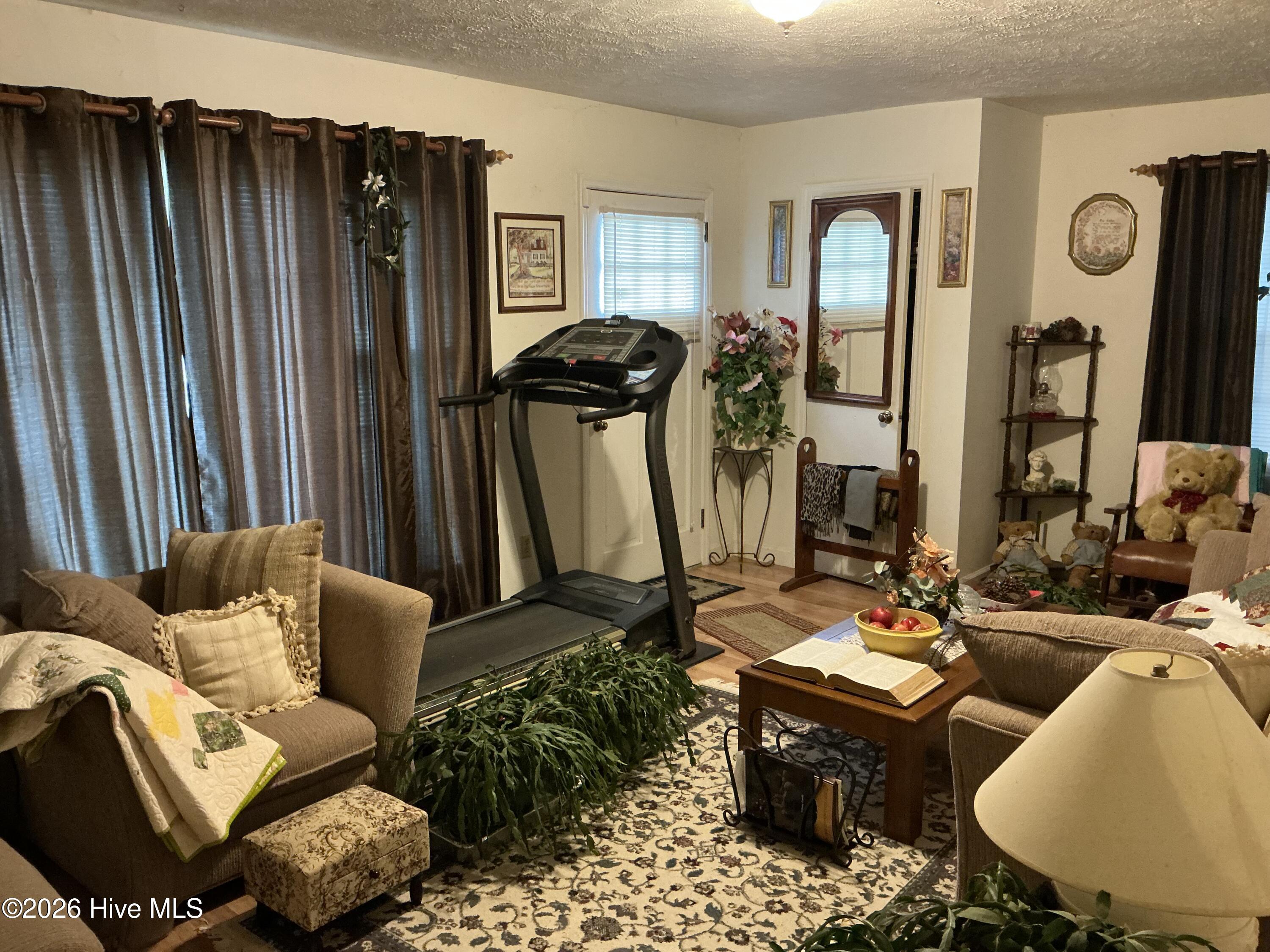 3427 Peanut Plant Road Elizabethtown, NC 28337 - Photo 6 of 11 IMG_1071