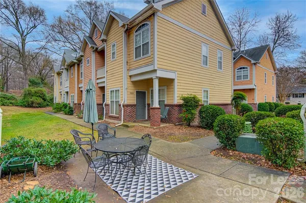 $2,250 | 1553 Pecan Avenue, Charlotte, NC 28205