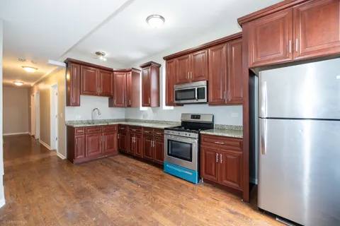 $725,000 | 4326 South Calumet Avenue, Chicago, IL 60653