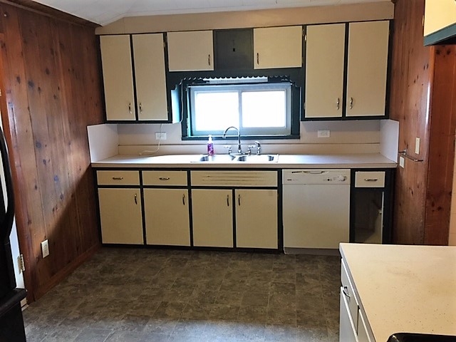 6180 East State Road 14 Rochester, IN 46975 - Photo 5 of 10